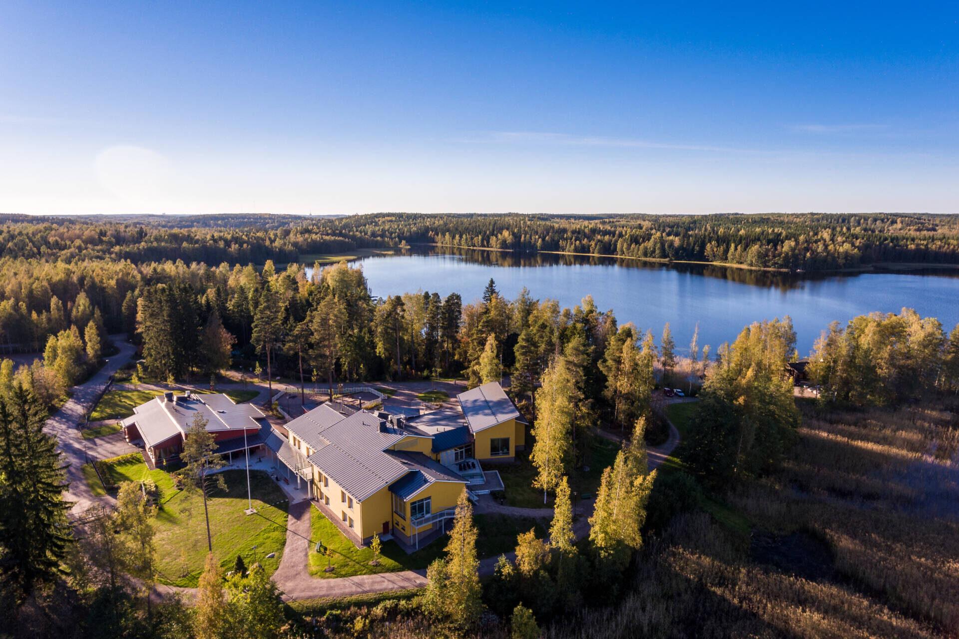 Päijät-Hämeen Rauhanturvaajat kutsuvat helmisaunaan ja vertaistuki-iltaan 10.2.2023 Luomaniemeen